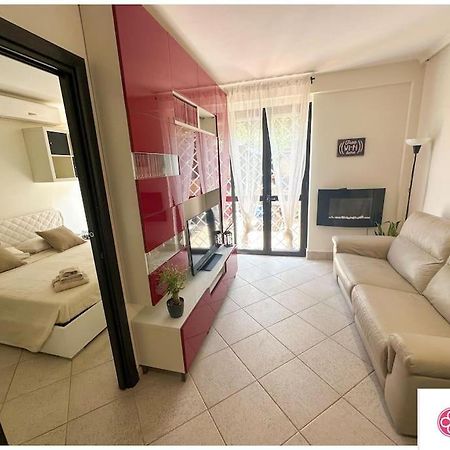 Eva Le Residenze Apartamento Marco Simone Exterior foto