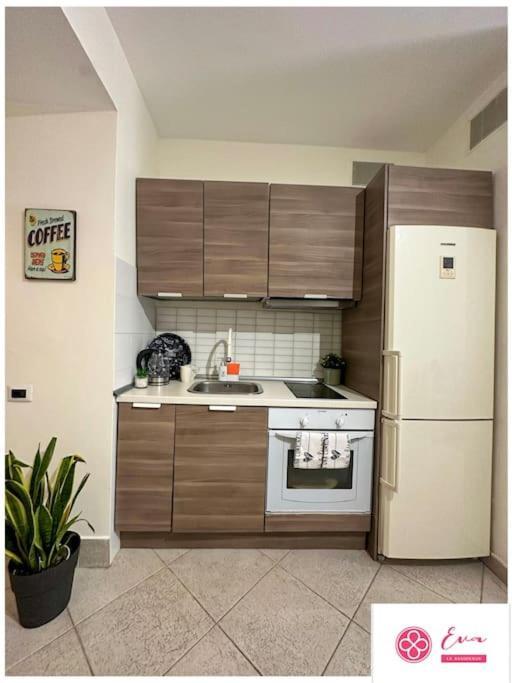 Eva Le Residenze Apartamento Marco Simone Exterior foto